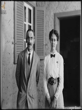 <a href="http://www.griffith.ox.ac.uk/gri/4porhand.html" target="_blank">DAVIES Norman de Garis (English - 1865-1941) and Nina de Garis (English - 1881-1965) - Copyright Griffith Institute University of Oxford</a>