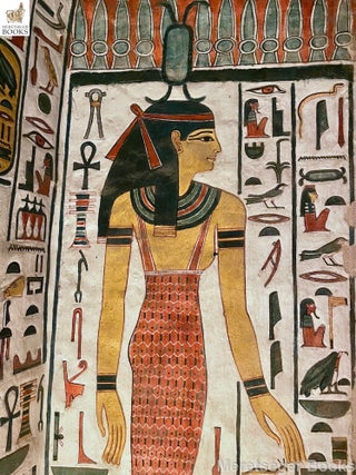 QV66-Nefertari-Corridor-Entrance Right Side-018