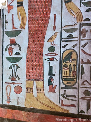 QV66-Nefertari-Corridor-Entrance Right Side-020