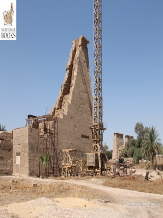 Karnak-From 7th to 10th pylon-002