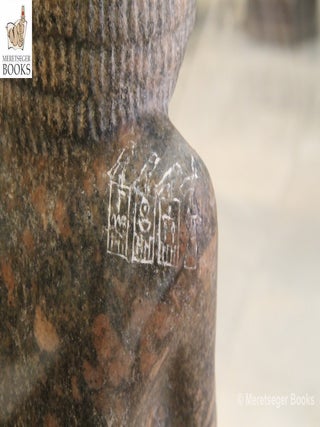 Statue with first 3 Horus names of 2nd dyn-003
