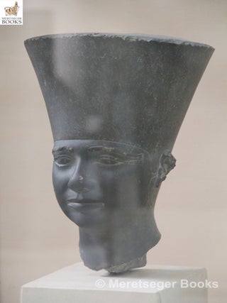 Head of Userkaf-003
