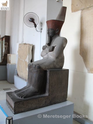 Statue of Mentuhotep II from Deir el-Bahari-002