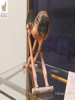 Tutankhamen-Beds and headrests-001