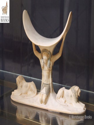 Tutankhamen-Beds and headrests-003