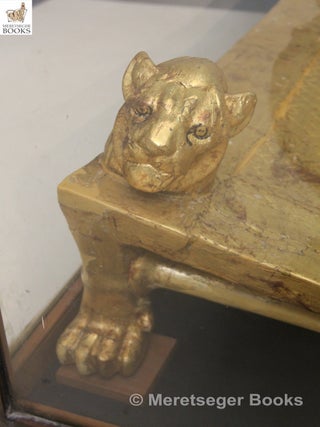Tutankhamen-Beds and headrests-009