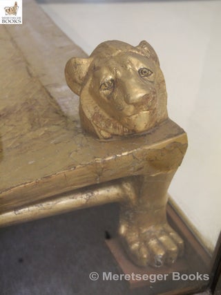 Tutankhamen-Beds and headrests-010