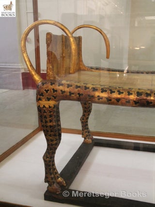 Tutankhamen-Ritual couches-004