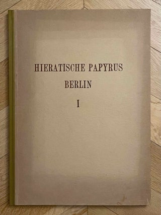 Hieratische Papyrus aus den K&ouml;niglichen Museen zu Berlin. Band I: Rituale f&uuml;r den Kultus des Amon und f&uuml;r den Kultus der Mut. Band II: Hymnen an verschiedene G&ouml;tter. Zusatzkapitel zum Totenbuch. Band III: Schriftst&uuml;cke der VI. dynastie aus Elephantine. Zauberspr&uuml;che f&uuml;r Mutter und Kind. Ostraka. Band IV: Literarische Texte des Mittleren Reiches. I: Die Klagen des Bauern. Band V: Literarische Texte des Mittleren Reiches. II: Die Erz&auml;hlung des Sinuhe und die Hirtengeschichte (complete set)[newline]M0003b-01.jpeg