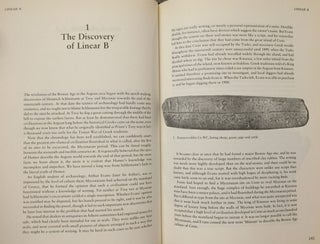 Reading the past. Ancient writing from cuneiform to the alphabet. Compilation of 6 books: 1) Cuneiform 2) Egyptian Hieroglyphs 3) Linear B 4) The Early Alphabet 5) Greek Inscriptions 6) Etruscan[newline]M0008-13.jpg