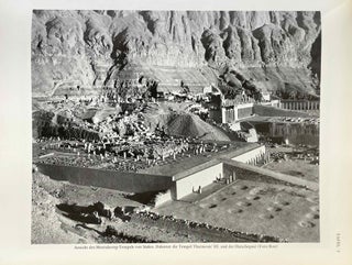 Der Tempel des Königs Mentuhotep von Deir el-Bahari. Band I: Architektur und Deutung. Band II: Die Wandreliefs des Sanktuars. Band III: Die königlichen Beigaben. (complete set)