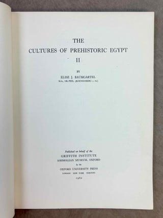 The cultures of prehistoric Egypt. Vol. I & II (complete set)[newline]M0120a-11.jpeg