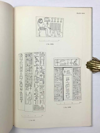 Hieroglyphic texts from Egyptian stelae in the British Museum. Part I (2nd edition).[newline]M0336b-05.jpeg