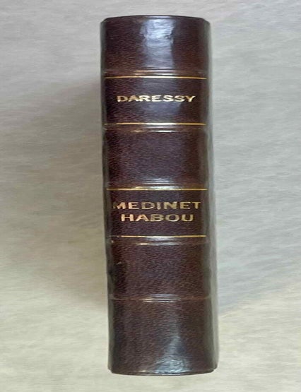 Item #M0387b Notice explicative des ruines de Medinet Habou. DARESSY Georges.[newline]M0387b-00.jpeg