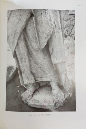 Les statues ptolémaïques du Sarapieion de Memphis[newline]M0532a-08.jpeg