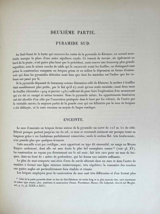 Deux pyramides du Moyen Empire