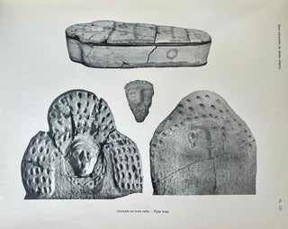 Deux pyramides du Moyen Empire