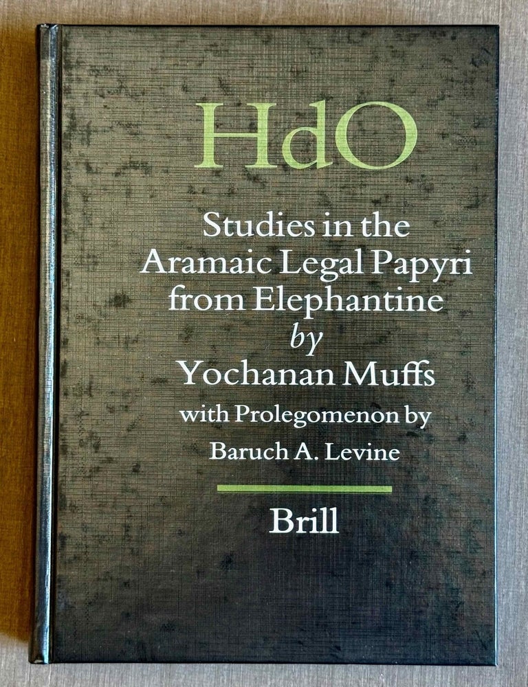 Item #M10254a Studies in the Aramaic legal papyri from Elephantine. MUFFS Yochanan.[newline]M10254a-00.jpeg
