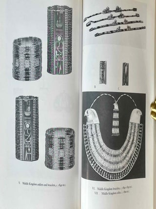 Ancient Egyptian Jewellery[newline]M10266-05.jpeg