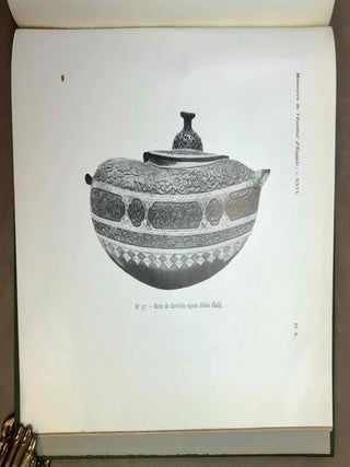 Les nomes d'Egypte depuis H&eacute;rodote jusqu'&agrave; la conqu&ecirc;te arabe (H. Gauthier), bound with: L'&eacute;pigraphie arabe de l'exposition d'art persan du Caire (G. Wiet)[newline]M10631b-13.jpeg