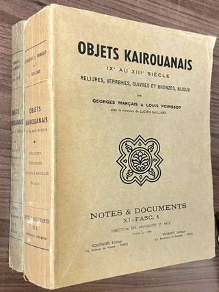Item #M11107 Objets kairouanais, IXe au XIIIe si&egrave;cle. Reliures, verreries, cuivres et bronzes,...