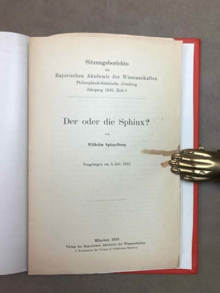 Varia. &Auml;gyptologische Mitteilungen. [with:] Beitr&auml;ge zur Erkl&auml;rung des neuen dreisprachigen Priesterdekretes zu Ehren des Ptolemaios Philopator. [with:] Demotica I. [with:] Demotica II. [with:] Der oder die Sphinx? [with:] Eine neue Urkunde zu der Siegesfeier des Ptolemaios IV und die Frage der &auml;gyptischen Priestersynoden. [with:] Neue Urkunden zum &auml;gyptischen Tierkultus[newline]M11111-08.jpeg