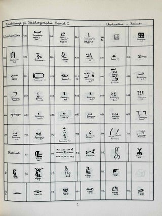 Hieratische Pal&auml;ographie. Die altaegyptische Buchschrift in ihrer Entwicklung von der f&uuml;nften Dynastie bis zur r&ouml;mischen Zeit. Band I, II & III (complete set) + Erg&auml;nzungsheft zu Band I und Band II.[newline]M1120n-21.jpeg