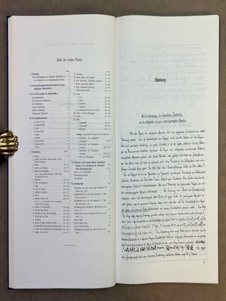 Hieratische Pal&auml;ographie. Die altaegyptische Buchschrift in ihrer Entwicklung von der f&uuml;nften Dynastie bis zur r&ouml;mischen Zeit. Band I, II & III (complete set) + Erg&auml;nzungsheft zu Band I und Band II.[newline]M1120o-11.jpeg