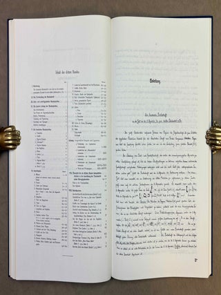 Hieratische Pal&auml;ographie. Die altaegyptische Buchschrift in ihrer Entwicklung von der f&uuml;nften Dynastie bis zur r&ouml;mischen Zeit. Band I, II & III (complete set) + Erg&auml;nzungsheft zu Band I und Band II.[newline]M1120o-16.jpeg