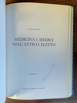 Quaderni di Torino 1-7. Vol. 1: La satira nell' antico Egitto (S. Curto). Vol. 2: Le pitture murali della chiesa di Sonki nel Sudan. La Nubia cristiana (S. Donadoni - S. Curto). Vol. 3: L'arte militare presso gli antichi egizi (S. Curto). Vol. 4: La Capella di Maia (M. Tosi). Vol. 5: Medicina e medici nell'antico Egitto (S. Curto). Vol. 6: Il tempio di Ellesija (S. Curto). Vol. 7: Una stirpe di pittori a Tebe (M. Tosi).[newline]M11645-05.jpeg