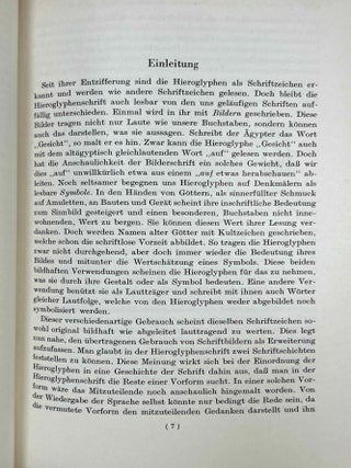 Akademieschriften, 1950-1967. 1) Eine &auml;gyptische Schreibpalette als Rechenbrett. 2) Alt&auml;gyptische Festdaten. 3) Der Denkstein Sethos' I. f&uuml;r die Kapelle Ramses' I. in Abydos. 4) Die Deutung der Geheimnisse des Rituals f&uuml;r die Abwehr des B&ouml;sen. 5) Hieroglyphen - Untersuchungen zum Ursprung der Schrift. 6) Kanais. Der Tempel Sethos I. im Wadi Mia. 7) Die Reinigung Pharaohs in einem memphitischen Tempel (Berlin P 13242). 8) Das sch&ouml;ne Fest vom W&uuml;stentale. Festbr&auml;uche einer Totenstadt. 9) Die Schrift der verborgenen Kammer in K&ouml;nigsgr&auml;bern der 18. Dynastie. (Gliederung, Titel und Vermerke). 10) Zum Kr&ouml;nungstag der K&ouml;nigin Hatscheps&ucirc;t. 11) Zur Kr&ouml;nungstitulatur der Pyramidenzeit. 12) Zum Weltbild der Jenseitsf&uuml;hrer des neuen Reiches.[newline]M11917-22.jpeg