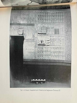 Akademieschriften, 1950-1967. 1) Eine &auml;gyptische Schreibpalette als Rechenbrett. 2) Alt&auml;gyptische Festdaten. 3) Der Denkstein Sethos' I. f&uuml;r die Kapelle Ramses' I. in Abydos. 4) Die Deutung der Geheimnisse des Rituals f&uuml;r die Abwehr des B&ouml;sen. 5) Hieroglyphen - Untersuchungen zum Ursprung der Schrift. 6) Kanais. Der Tempel Sethos I. im Wadi Mia. 7) Die Reinigung Pharaohs in einem memphitischen Tempel (Berlin P 13242). 8) Das sch&ouml;ne Fest vom W&uuml;stentale. Festbr&auml;uche einer Totenstadt. 9) Die Schrift der verborgenen Kammer in K&ouml;nigsgr&auml;bern der 18. Dynastie. (Gliederung, Titel und Vermerke). 10) Zum Kr&ouml;nungstag der K&ouml;nigin Hatscheps&ucirc;t. 11) Zur Kr&ouml;nungstitulatur der Pyramidenzeit. 12) Zum Weltbild der Jenseitsf&uuml;hrer des neuen Reiches.[newline]M11917-33.jpeg