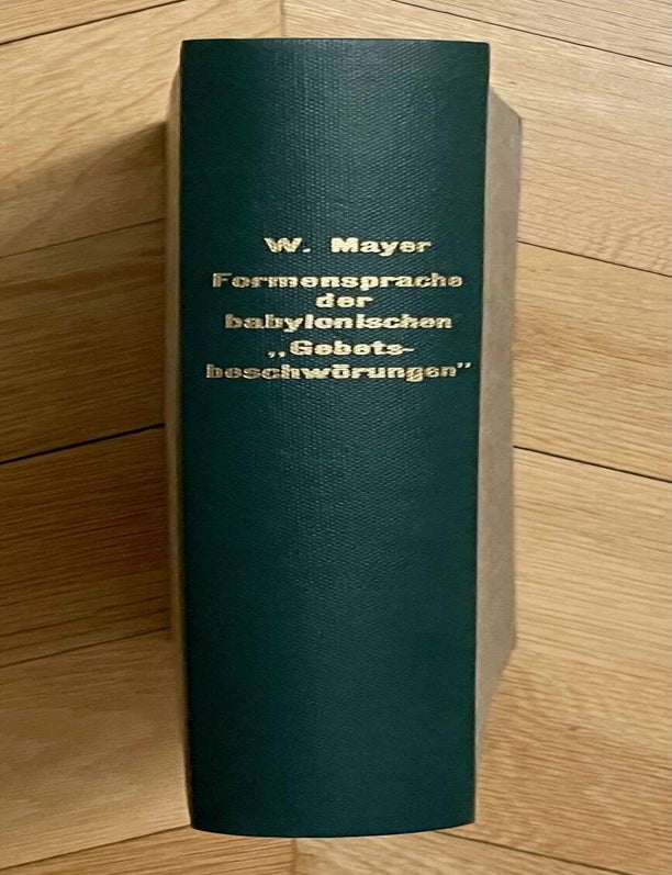 Item #M12510 Untersuchungen zur Formensprache der babylonischen Gebetsbeschw&ouml;rungen. MAYER Werner R.[newline]M12510-00.jpeg