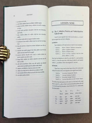 A grammar of Akkadian, 2nd edition. [with:] Key to A Grammar of Akkadian. 2nd ed. 2 volumes.