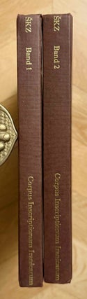 Item #M14045 Die dreisprachige Inschrift Sabuhrs I. an der Ka'ba-i Zardust (SKZ). Vol. I...
