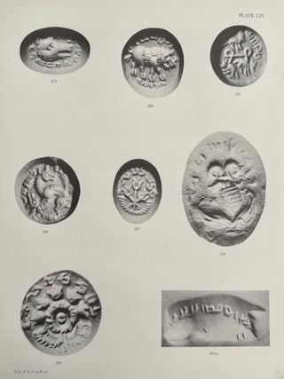 Kushan and Kushano-Sasanian seals and Kushano-Sasanian coins. Sasanian seals in the British Museum. [with:] Sasanian seals in the Collection of Mohsen Foroughi. 2 volumes.[newline]M14056-08.jpeg