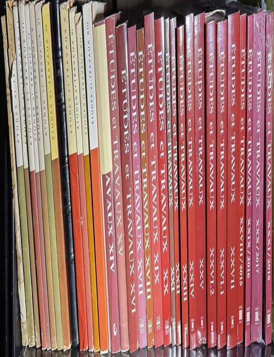 Item #M14394 Etudes et Travaux. Travaux du Centre d'Arch&eacute;ologie M&eacute;diterran&eacute;enne de l'Acad&eacute;mie Polonaise des Sciences. Volumes 1 (1966) to 31 (2018). Missing volume 8 and with volume 9 in XEROX. AAE - Journal - Set.[newline]M14394-00.jpeg