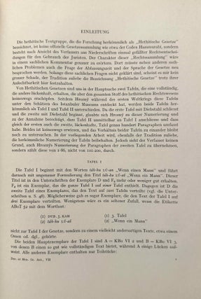 Die hethitischen Gesetze. Transkription, Übersetzung, sprachliche Erläuterungen und vollständiges Wörterverzeichnis.