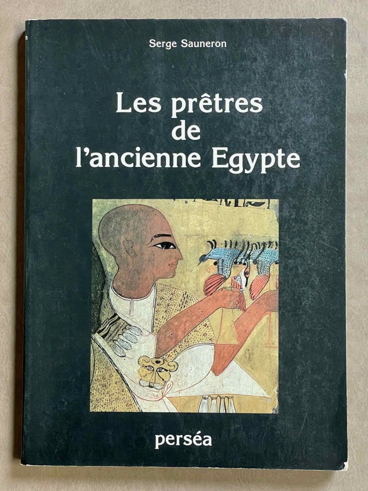 Item #M1493 Les prêtres de l'ancienne Egypte. SAUNERON Serge.[newline]M1493-00.jpeg