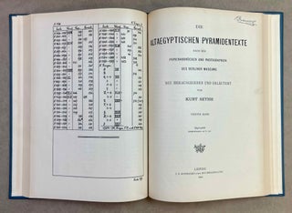 Die altägyptischen Pyramidentexte. JAMES HENRY BREASTED'S COPY. Nach den Papierabdrücken und Photographien des Berliner Museums. Neu herausgegeben und erläutert. Band I (Spruch 1-468). Band II (Spruch 469-714). Band III: Kritischer Apparat. Beschreibung der Inschriften. Konkordanz der Texte. Band IV: Epigraphic (Spruch 213-229) (complete set).