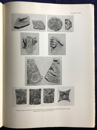 The temple of Hibis in el-Khargeh oasis. Vol. I: The excavations. Vol. II: Greek inscriptions. Vol. III: The decoration (complete set)[newline]M1751f-12.jpg