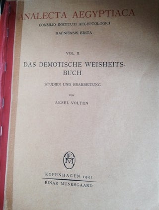 Item #M2365 Das demotische Weisheitsbuch. Studien und Bearbeitung. VOLTEN Aksel[newline]M2365.jpg