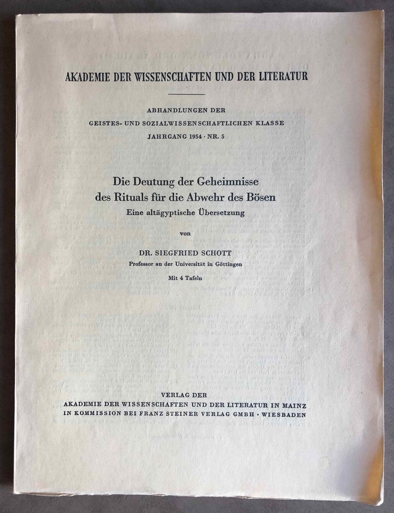 Item #M2555a Die Deutung der Geheimnisse des Rituals f&uuml;r die Abwehr des B&ouml;sen. SCHOTT Siegfried.[newline]M2555a.jpg