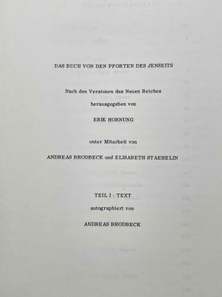 Das Buch von den Pforten des Jenseits. Nach den Versionen des Neuen Reiches. Vol. 1: Text.[newline]M3031f-02.jpeg