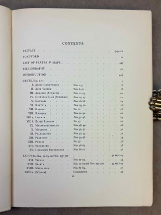 Aegyptiaca. A catalogue of Egyptian objects in the Aegean area.[newline]M3109d-06.jpeg