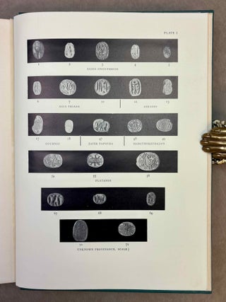 Aegyptiaca. A catalogue of Egyptian objects in the Aegean area.[newline]M3109d-13.jpeg
