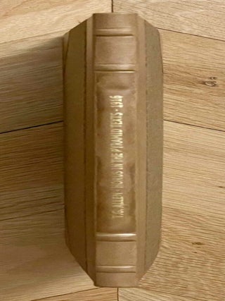 Item #M3320a Horus in the pyramid texts. ALLEN Thomas George[newline]M3320a-00.jpeg