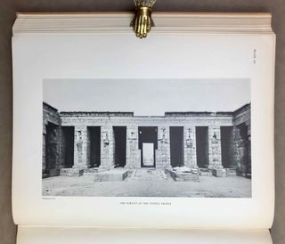 Medinet Habu. The Epigraphic survey. Vol. V: The Temple Proper, Part I: The Portico, the Treasury, and Chapels Adjoining the First Hypostyle Hall with Marginal Material from the Forecourts
