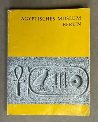 Item #M3862a Ägyptisches Museum Berlin. Ostlicher Stülerbau. Am Schloss Charlottenburg. AAF -...[newline]M3862a-00.jpeg