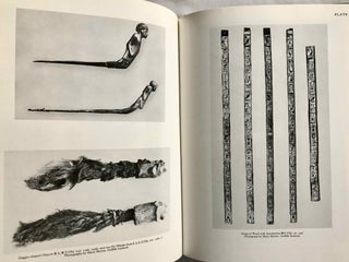 Tutankhamen's tomb series, 9 volumes. 1-A handlist to Howard Carter's catalogue of objects in Tutankhamun's tomb. 2-Hieratic inscriptions from the tomb of Tutankhamen. 3-Composite Bows from the Tomb of Tutankhamun. 4-Self bows and other archery tackle from the tomb of Tutankhamun. 5-The human remains from the tomb of Tutankhamun. 6-Musical instruments from the tomb of Tut'ankhamun. 7-Game-boxes and accessories from the tomb of Tutankhamun. 8-Chariots and Related Equipment from the Tomb of Tutankhamun. 9-Model boats from the tomb of Tut'ankhamûn.